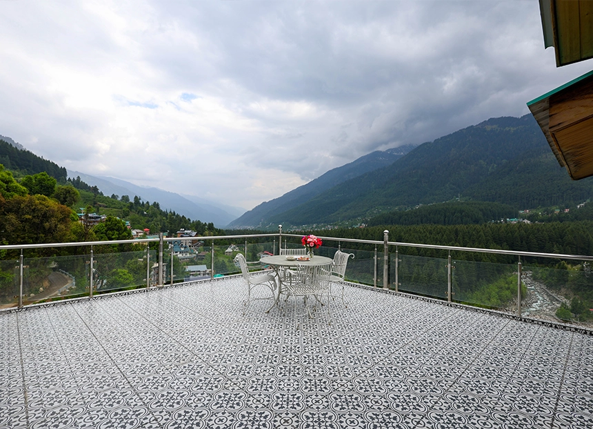 hotel_namaste_inn_beas_valley_open_terrace